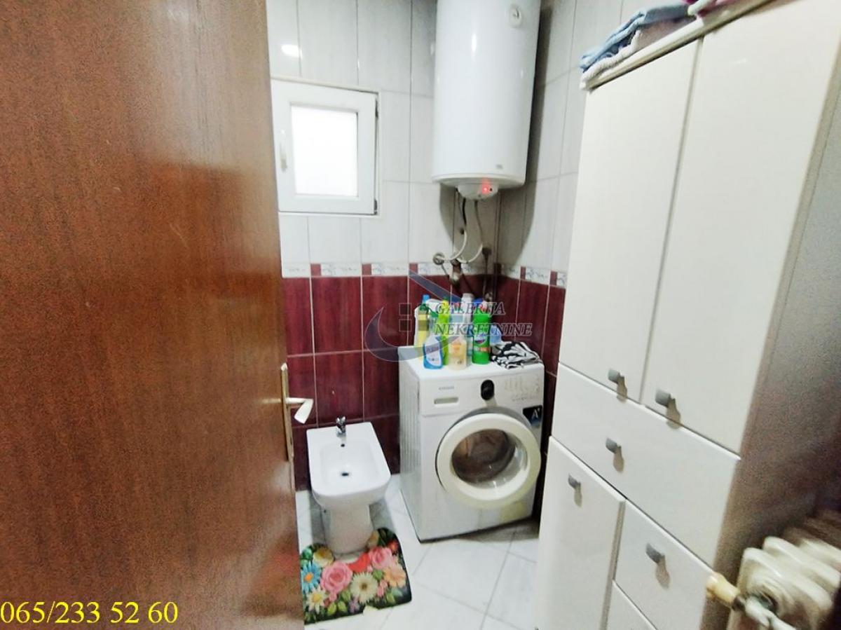 Dvoiposoban stan na prodaju, Labudovo Brdo, Beograd, 64m², 177.000 €