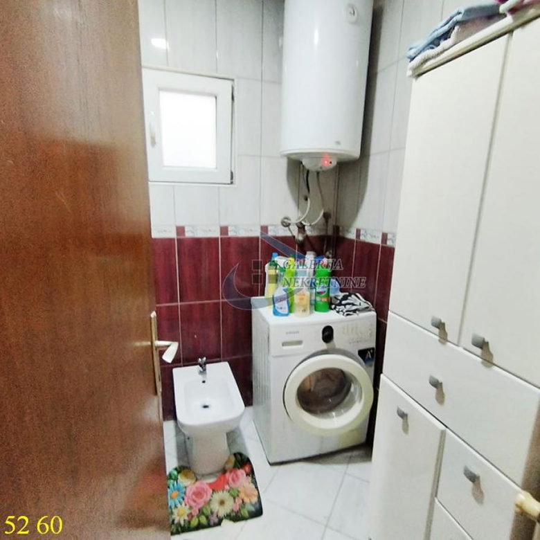 Dvoiposoban stan na prodaju, Labudovo Brdo, Beograd, 64m², 177.000 €