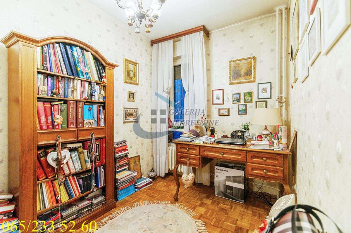 Troiposoban stan na prodaju, Karađorđev Park, Beograd, 73m², 299.000 €