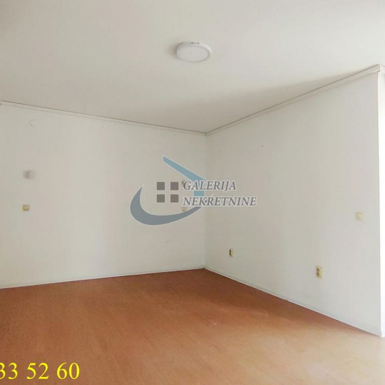 Četvorosoban stan za izdavanje, Bioskop Voždovac, Beograd, 176m², 1.500 €/mes