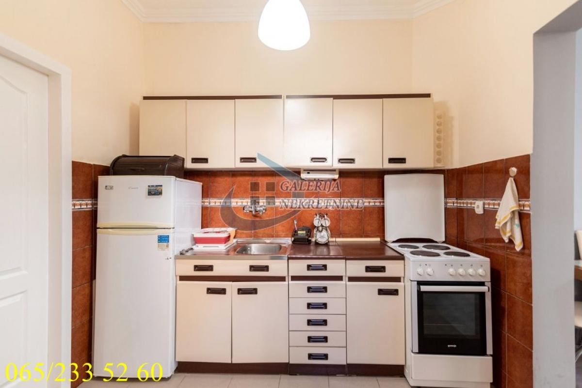 actionimagesite31agencygalerijanekimgz0ng324gb7-18 Troiposoban stan na prodaju, Gundulićev Venac, Beograd, 70m², 195.000 €