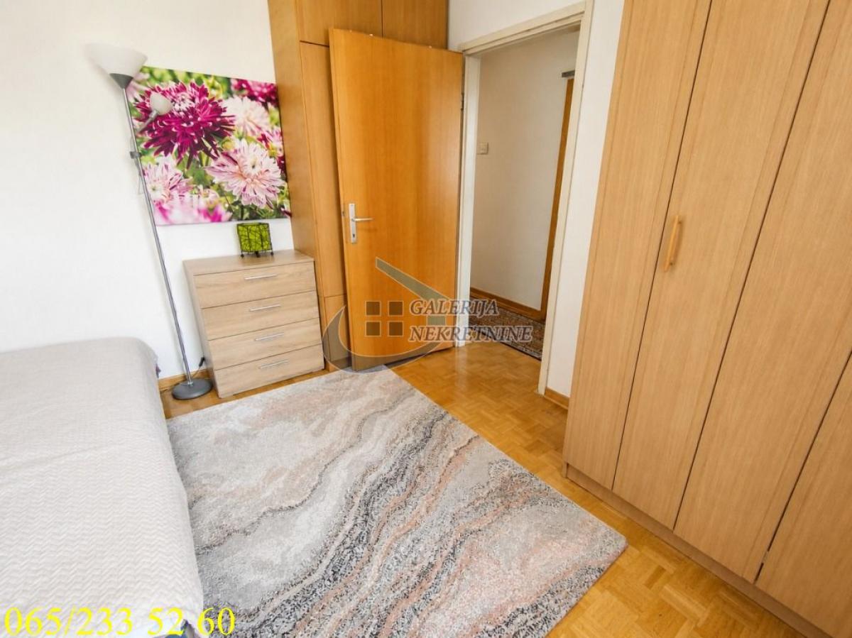 Troiposoban stan na prodaju, Labudovo Brdo, Beograd, 95m², 270.000 €
