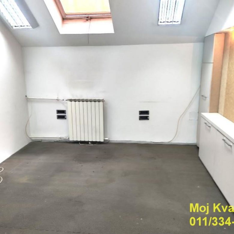 Lokal za izdavanje, Politika, Beograd, 310m², 2.800 €/mes