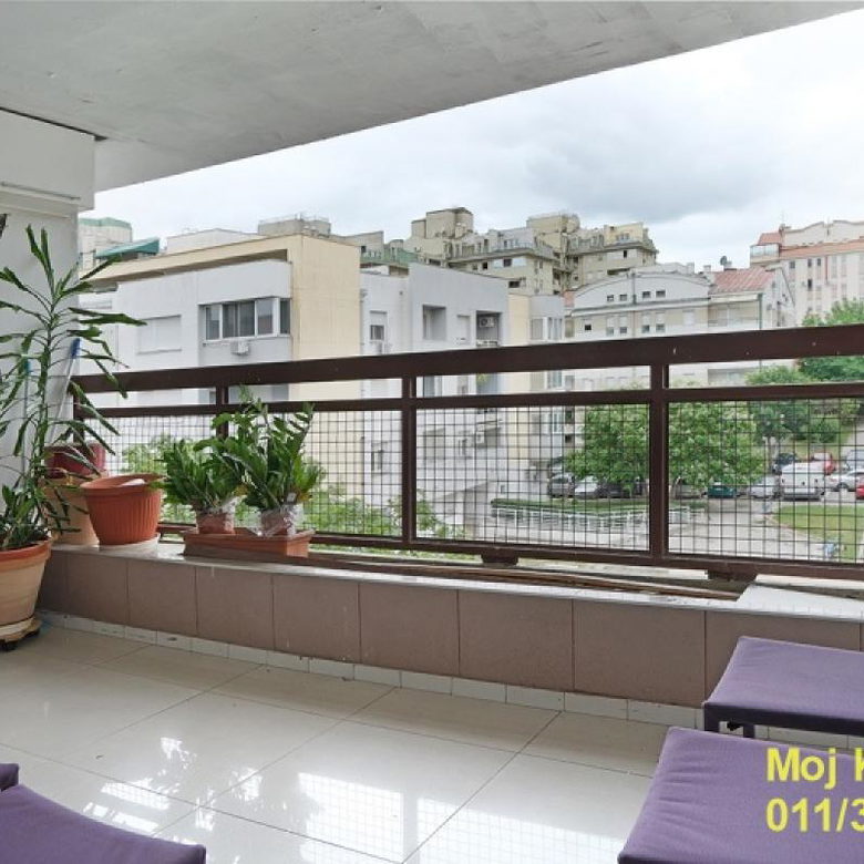 Četvorosoban stan na prodaju, Denkova Bašta, Beograd, 99m², 380.000 €