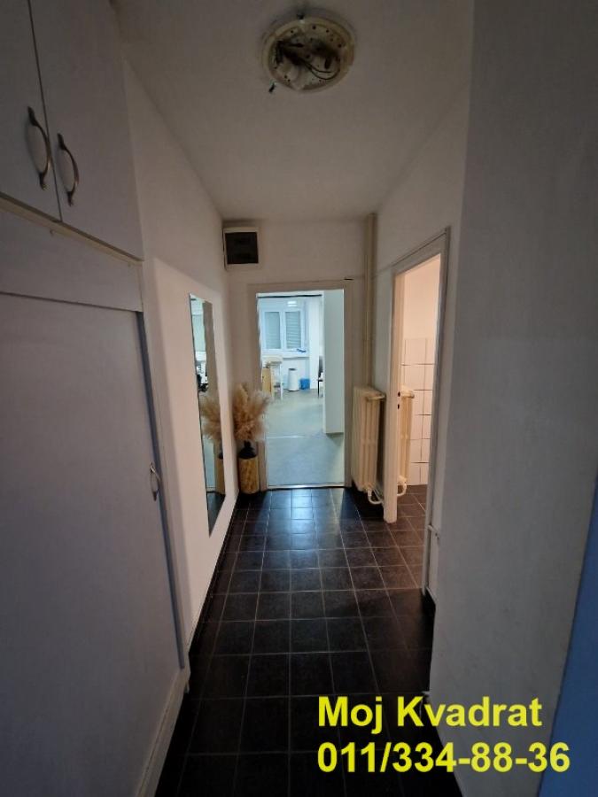 Trosoban stan za izdavanje, Blok 37, Beograd, 71m², 700 €/mes