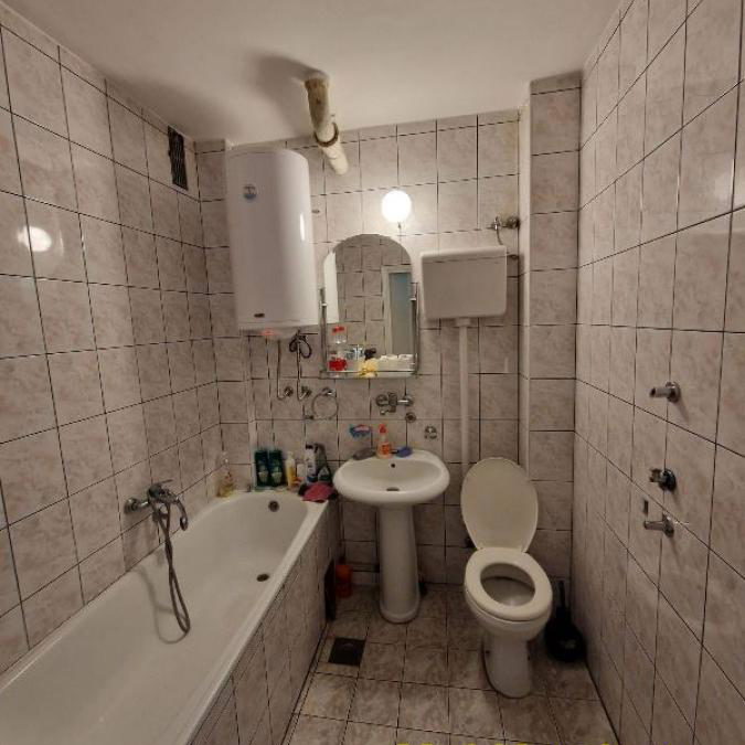 Trosoban stan za izdavanje, Blok 37, Beograd, 71m², 700 €/mes