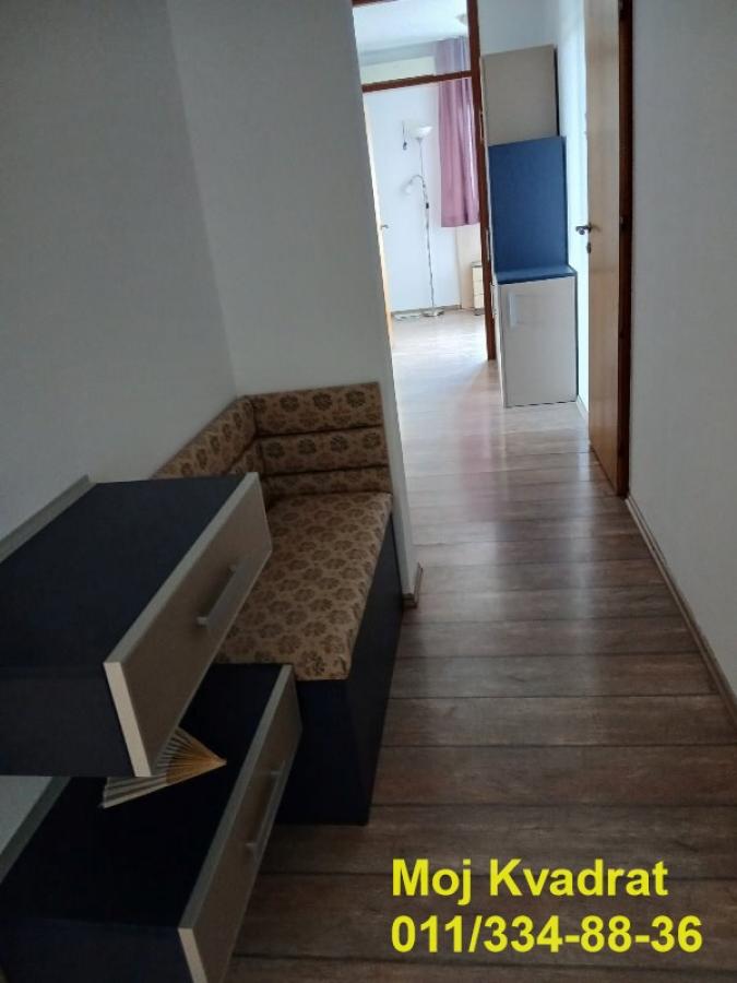 Četvorosoban stan za izdavanje, Hala Pionir, Beograd, 99m², 1.200 €/mes