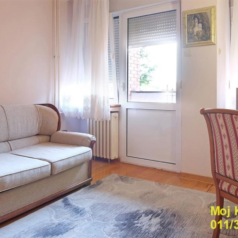 Kuća na prodaju, TC Stadion, Beograd, 250m², 500.000 €