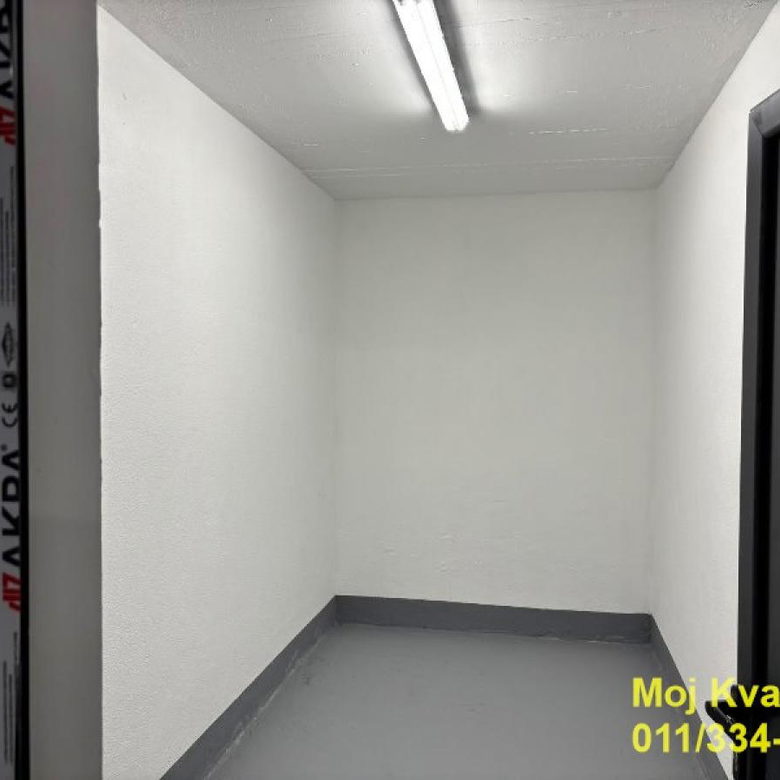 Dvoiposoban stan na prodaju, Banovo Brdo, Beograd, 54m², 214.900 €