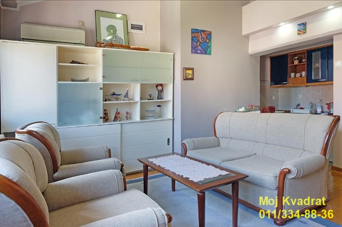 actionimagesite31agencykvadratimg58yu35spk4-11 Kuća na prodaju, TC Stadion, Beograd, 250m², 500.000 €