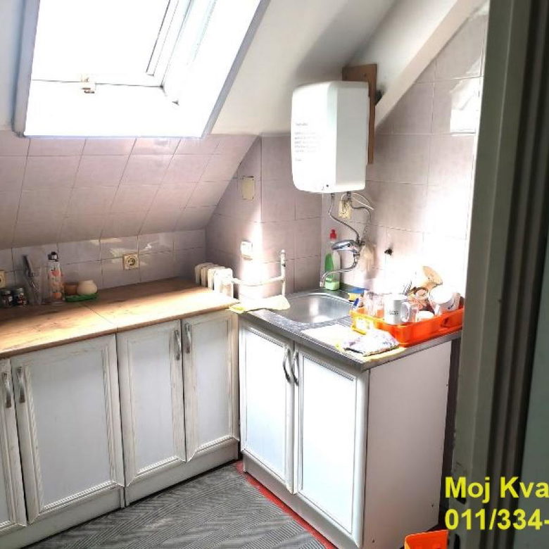 Lokal za izdavanje, Politika, Beograd, 310m², 2.800 €/mes