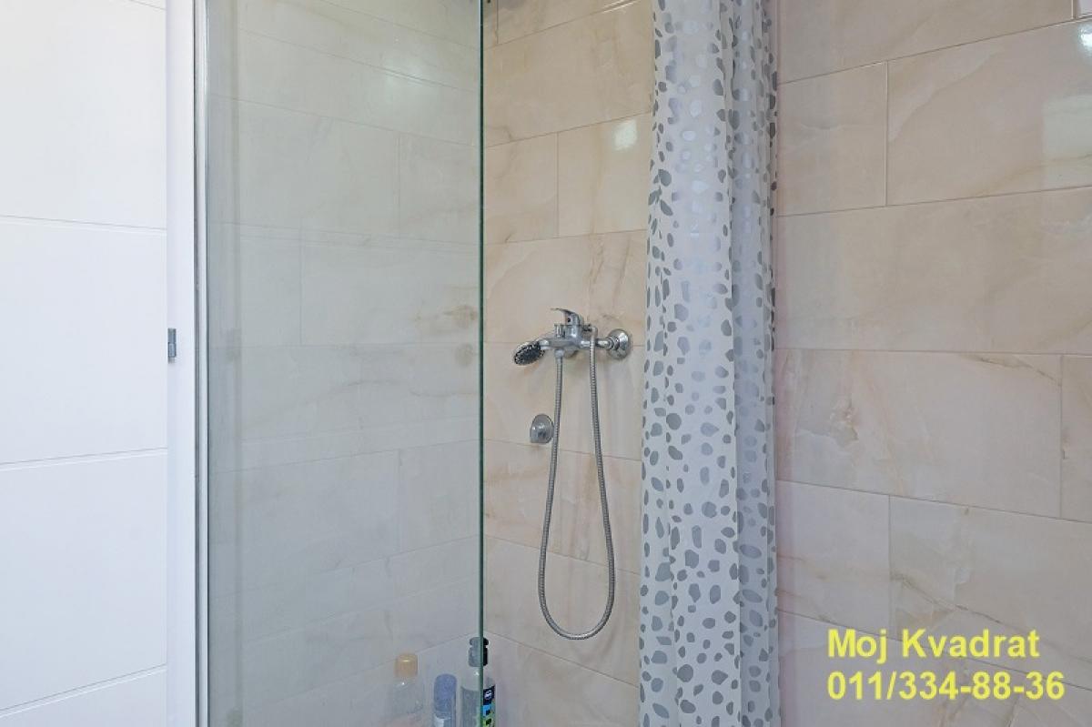 Trosoban stan na prodaju, Veliko Gradište, 75m², 75.600 €