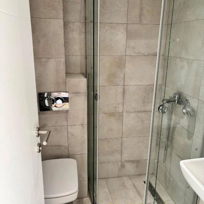 Dvoiposoban stan na prodaju, Banovo Brdo, Beograd, 54m², 214.900 €