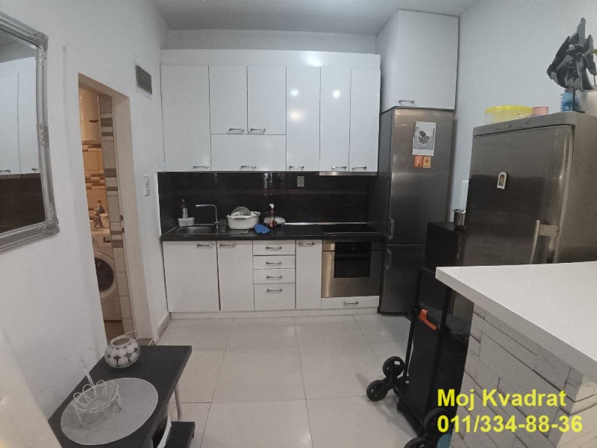 actionimagesite31agencykvadratimg7cfeksi0ux-11 Trosoban stan na prodaju, Blok 62, Beograd, 98m², 295.000 €
