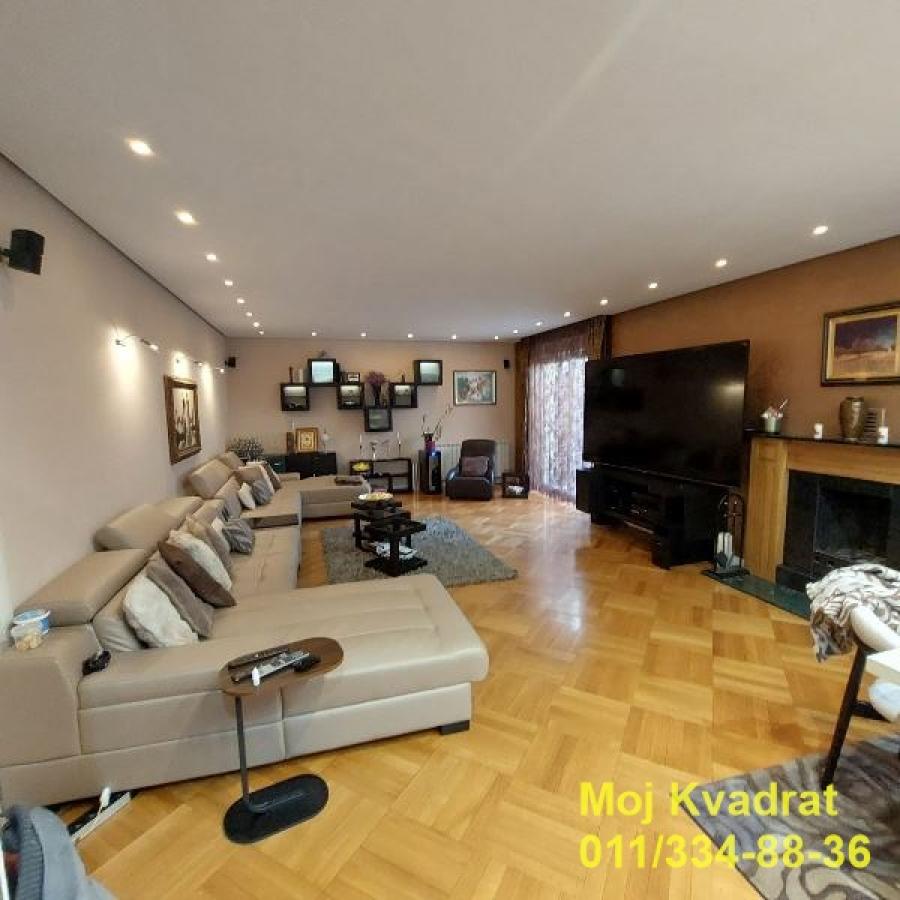 Kuća na prodaju, Banovo Brdo, Beograd, 400m², 1.300.000 €