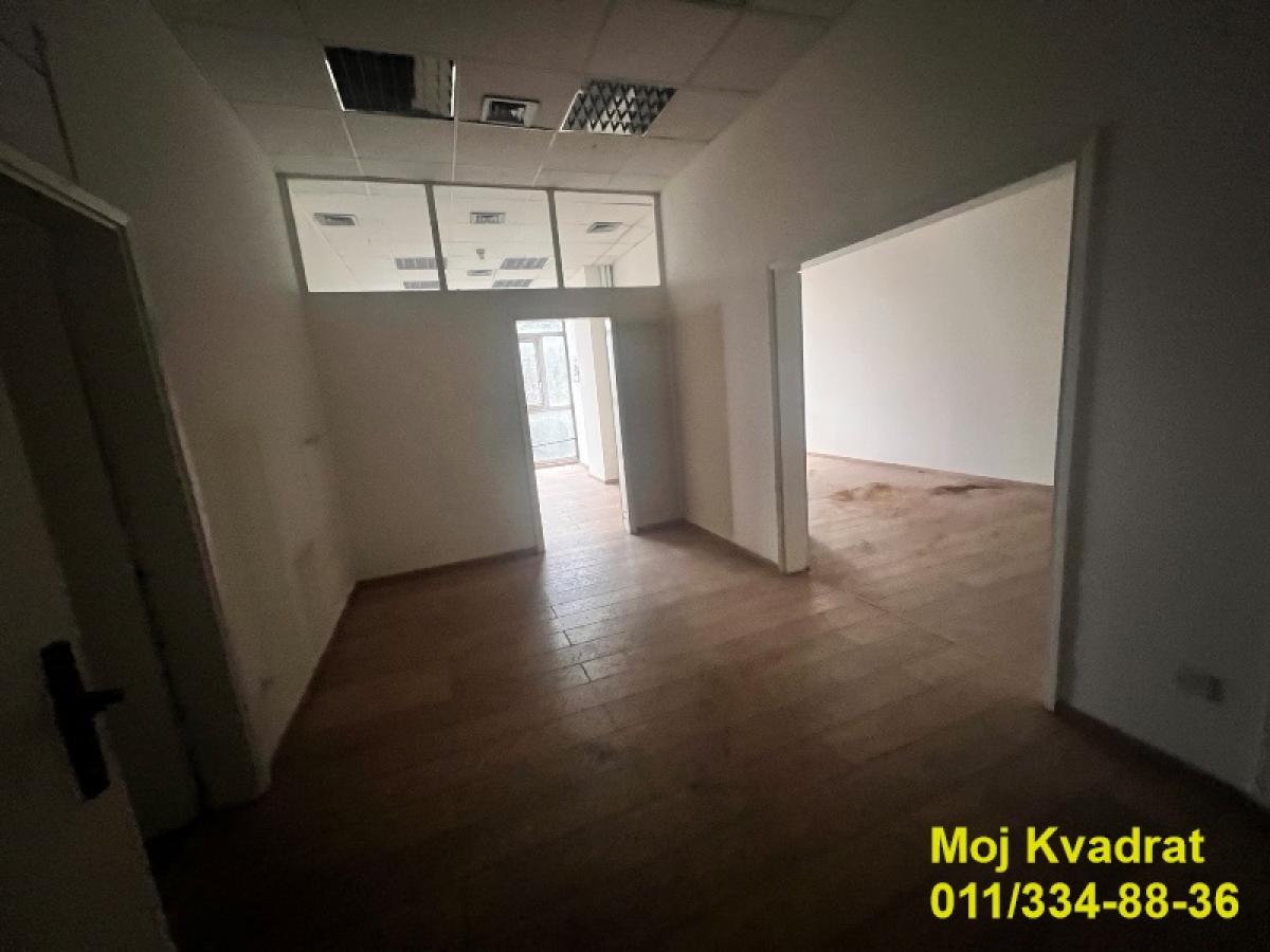 Lokal za izdavanje, Trg Nikole Pašića, Beograd, 1400m², 25.200 €/mes