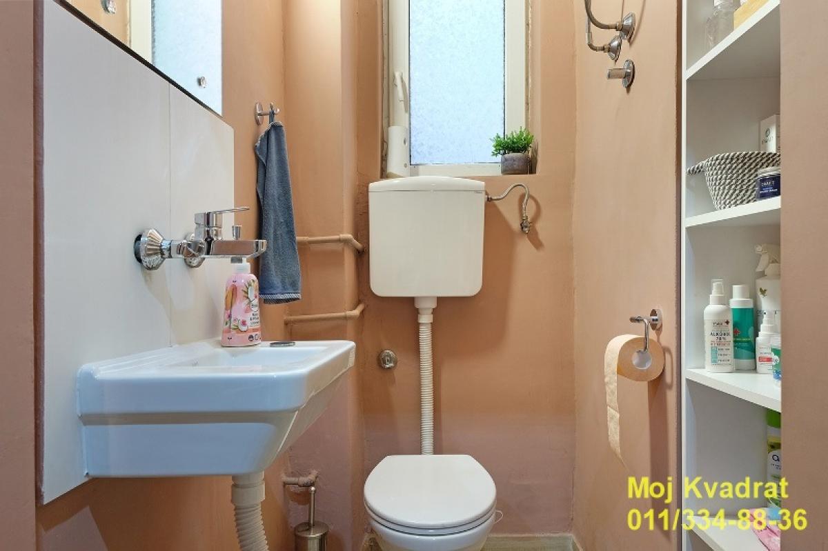 Četvorosoban stan na prodaju, Skadarlija, Beograd, 77m², 2. sprat, 285.000 €