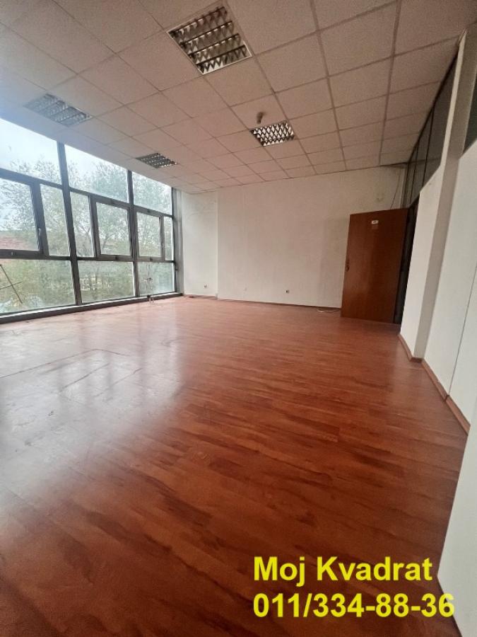 Lokal za izdavanje, Trg Nikole Pašića, Beograd, 1400m², 25.200 €/mes