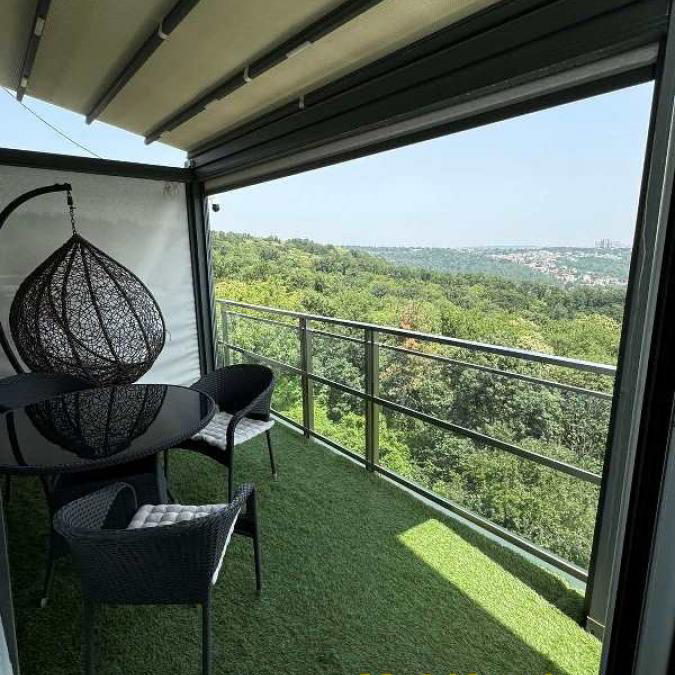 Petosoban stan na prodaju, Skojevsko Naselje, Beograd, 270m², 580.000 €