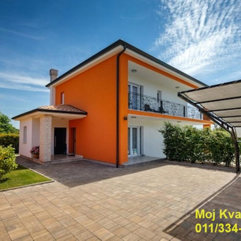 Kuća na prodaju, Kaštel, Buje, 186m², 720.000 €