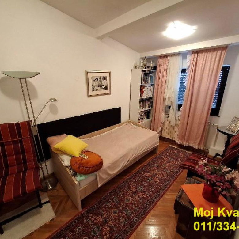 Četvoroiposoban stan na prodaju, Banovo Brdo, Beograd, 103m², 279.000 €