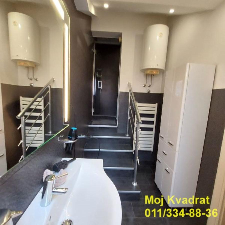 Kuća na prodaju, Banovo Brdo, Beograd, 400m², 1.300.000 €