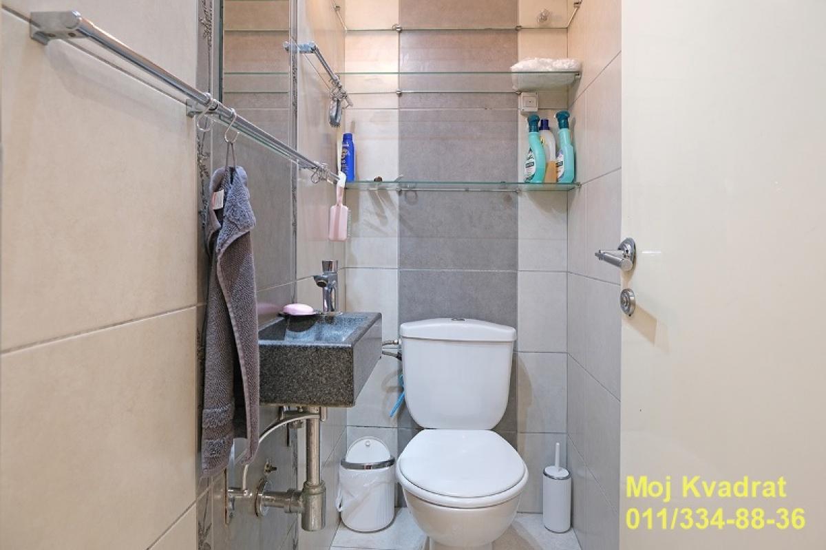 Četvorosoban stan na prodaju, Denkova Bašta, Beograd, 99m², 380.000 €