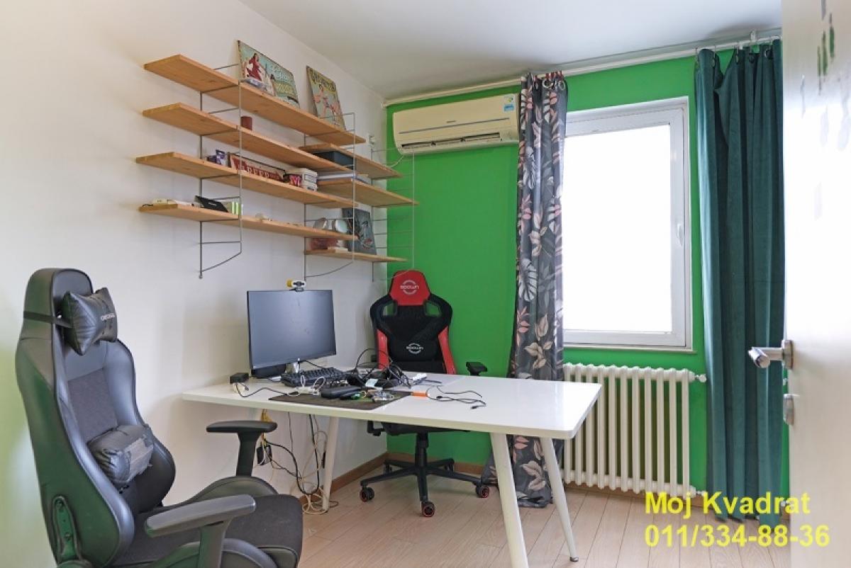 Četvorosoban stan na prodaju, Denkova Bašta, Beograd, 99m², 380.000 €