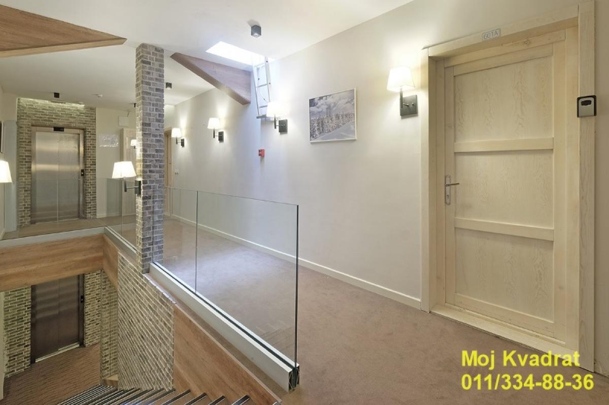 Trosoban stan na prodaju, Centar, Kopaonik, 51m², 220.320 €