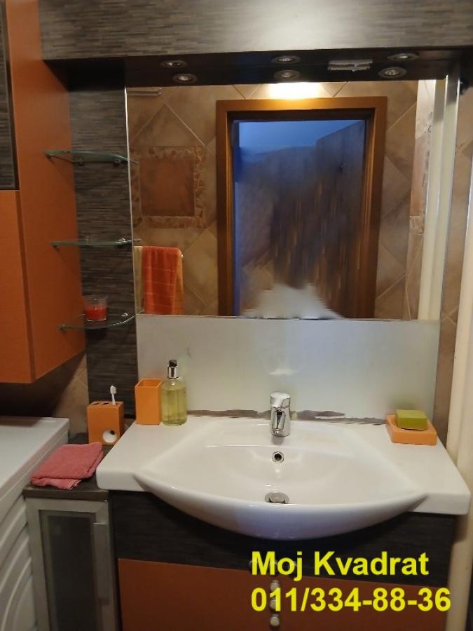 Četvorosoban stan za izdavanje, Hala Pionir, Beograd, 99m², 1.200 €/mes
