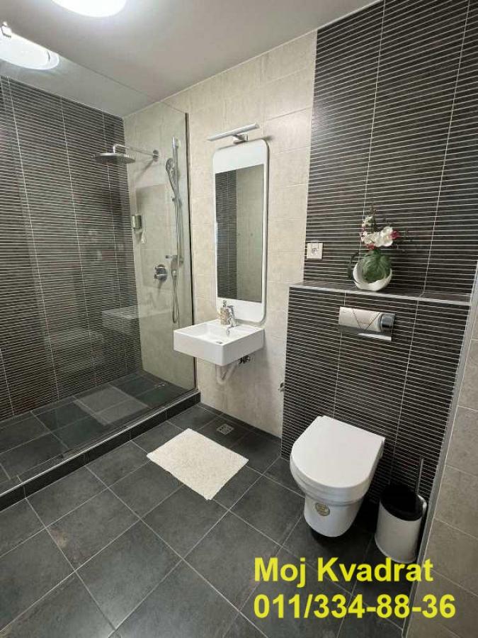 Petosoban stan na prodaju, Skojevsko Naselje, Beograd, 270m², 580.000 €