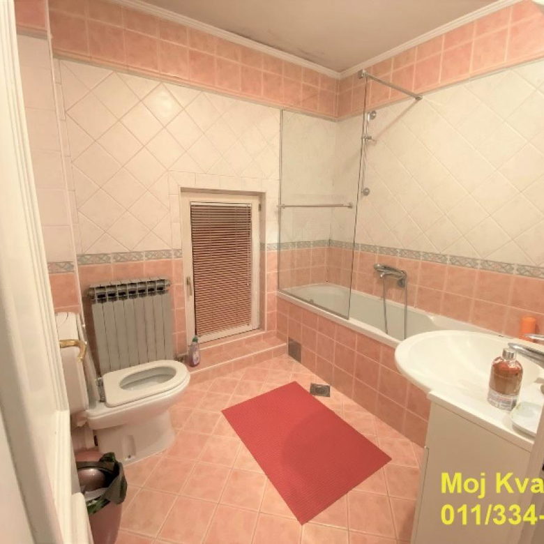 Kuća na prodaju, Banovo Brdo, Beograd, 364m², 1.080.000 €