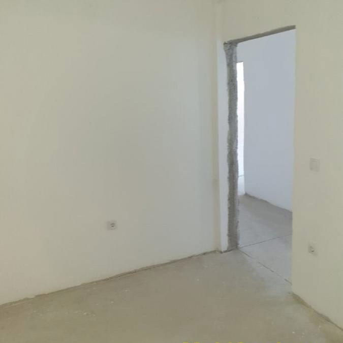 Troiposoban stan na prodaju, Resnik, Beograd, 76m², 130.000 €