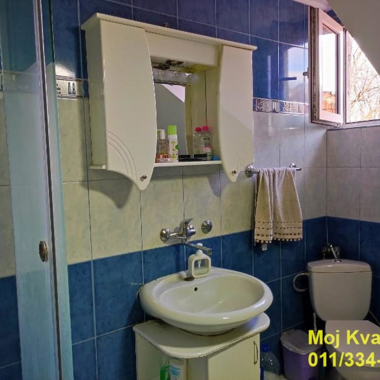 Petosoban stan na prodaju, Zemun Polje, Beograd, 104m², 160.000 €