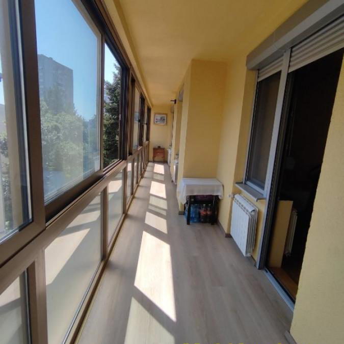 Četvorosoban stan na prodaju, Gradska Bolnica, Beograd, 104m², 3. sprat, 348.000 €
