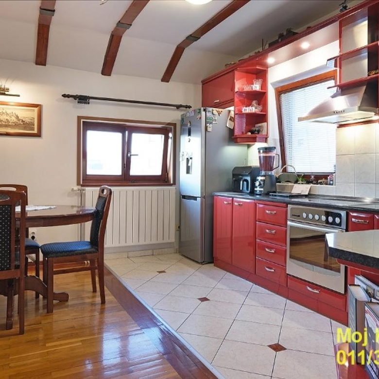Četvorosoban stan na prodaju, Gundulićev Venac, Beograd, 104m², 4. sprat, 380.000 €