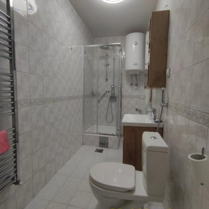 Četvorosoban stan na prodaju, Gradska Bolnica, Beograd, 104m², 3. sprat, 348.000 €