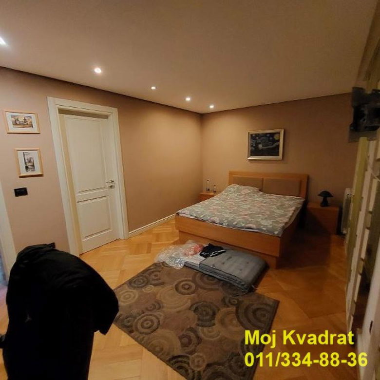 Kuća na prodaju, Banovo Brdo, Beograd, 400m², 1.300.000 €
