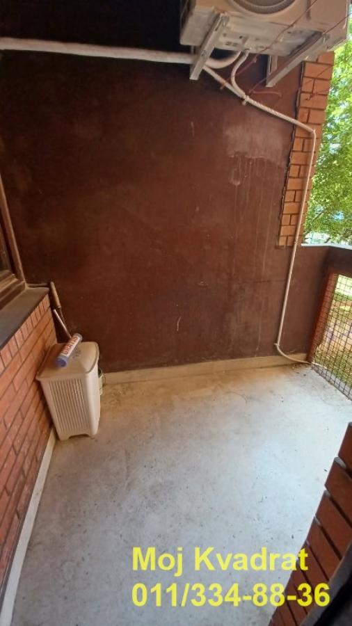 Trosoban stan na prodaju, Banovo Brdo, Beograd, 75m², 210.000 €