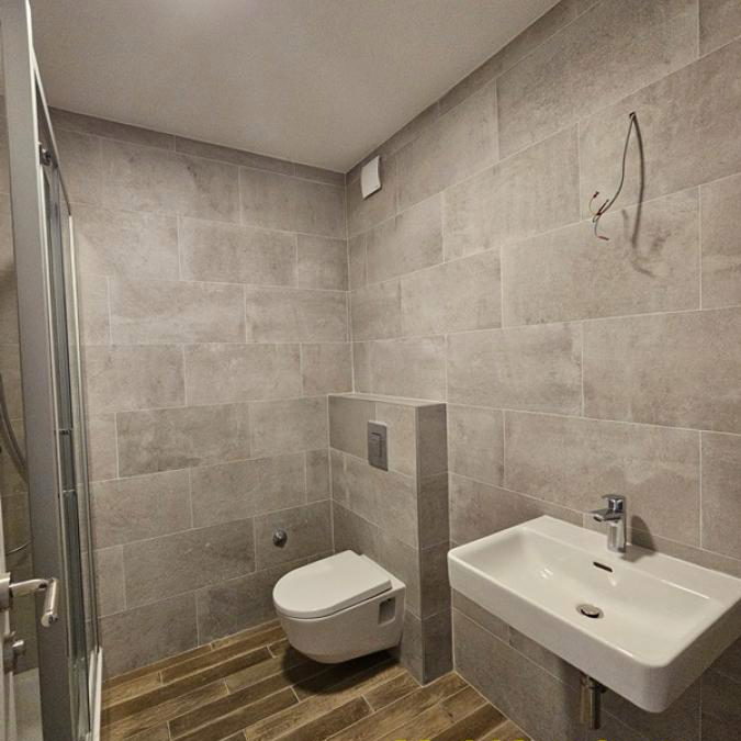 Četvorosoban stan na prodaju, Vukov Spomenik, Beograd, 110m², 415.800 €