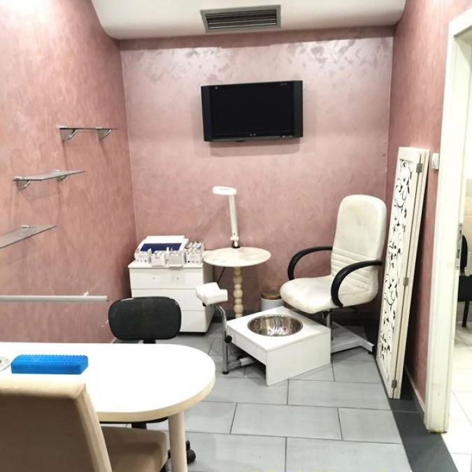 Lokal za izdavanje, Lekino Brdo, Beograd, 230m², 2.300 €/mes