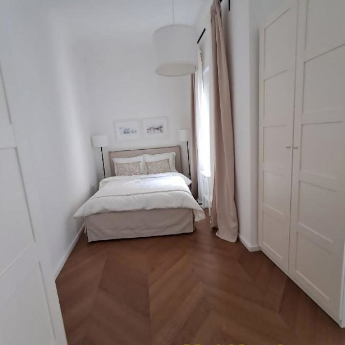 Trosoban stan na prodaju, Zeleni Venac, Beograd, 110m², 430.000 €