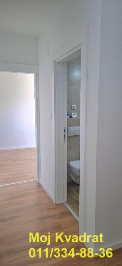Četvorosoban stan na prodaju, Sremčica, Beograd, 94m², 165.000 €