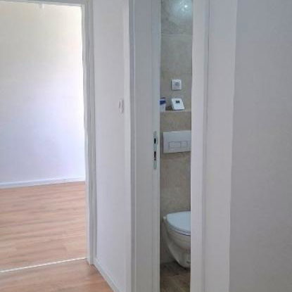 Četvorosoban stan na prodaju, Sremčica, Beograd, 94m², 165.000 €