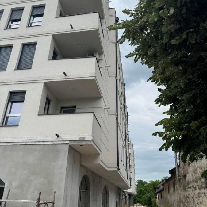 Trosoban stan na prodaju, Centar, Stara Pazova, 71m², 117.000 €