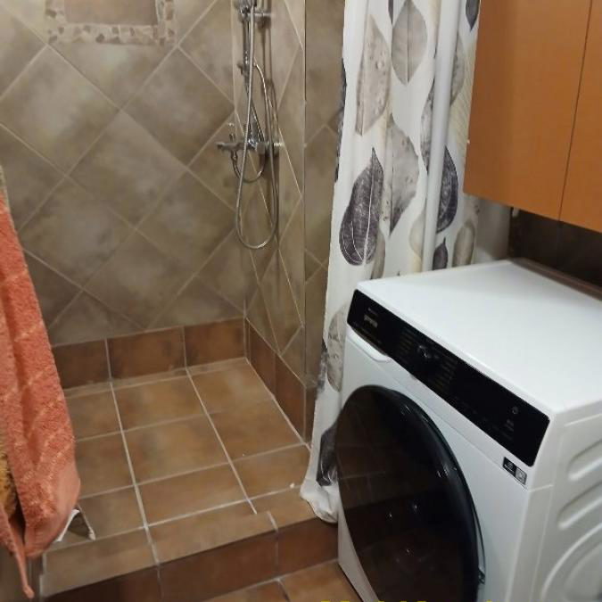 Četvorosoban stan za izdavanje, Hala Pionir, Beograd, 99m², 1.200 €/mes