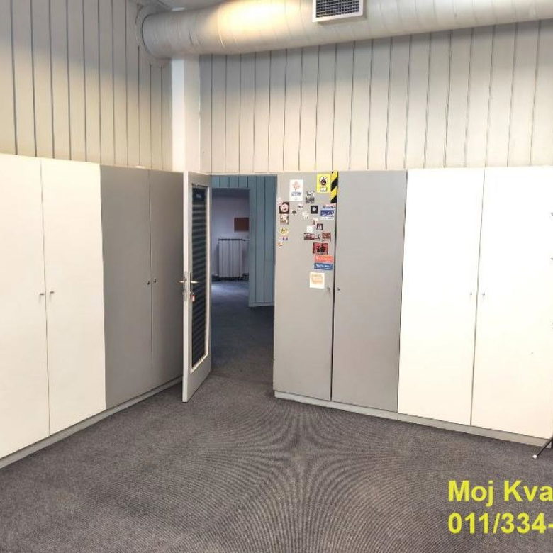 Lokal za izdavanje, Politika, Beograd, 310m², 2.800 €/mes