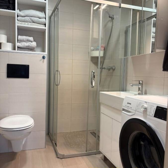 Trosoban stan na prodaju, Zeleno Brdo, Beograd, 53m², 199.920 €