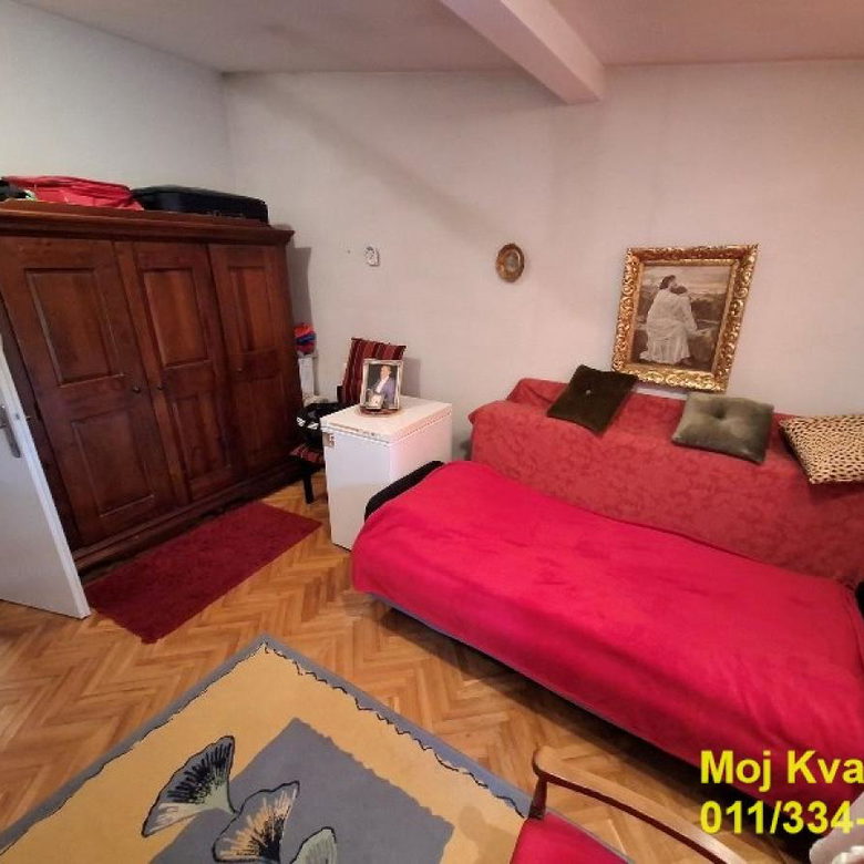 Četvoroiposoban stan na prodaju, Banovo Brdo, Beograd, 103m², 279.000 €
