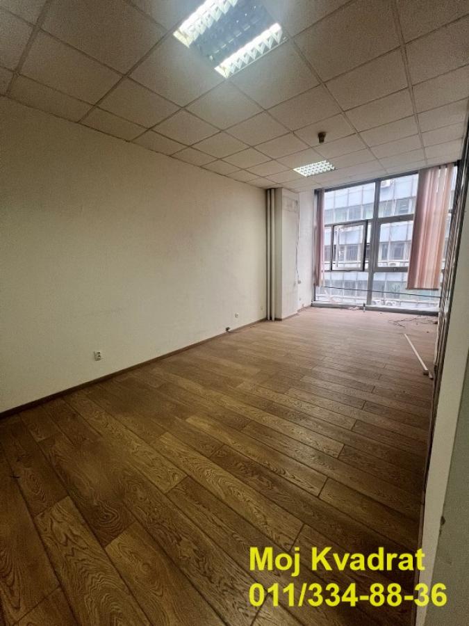 Lokal za izdavanje, Trg Nikole Pašića, Beograd, 1400m², 25.200 €/mes